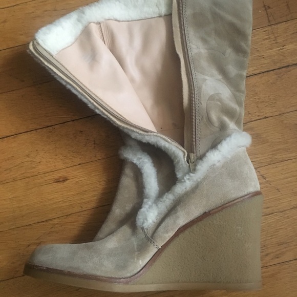 Coach Jordana wedge tan winter boots - Picture 3 of 3